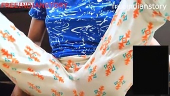 Desi Aunty Video Call With Indian Sister