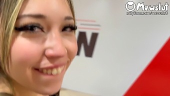 Amateur Girlfriend Gets Wild In Public - Mewslut