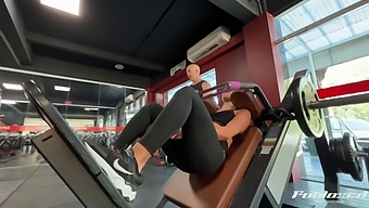 Solo Masturbation Session In Gym Clothes