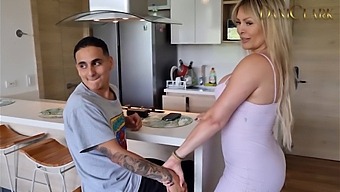 Monique Fuentes Gives A Handjob That Leads To Bareback Sex And Cum
