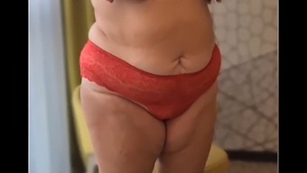 Amateur Wife Enjoys Anal Fingering And Solo Female Ejaculation