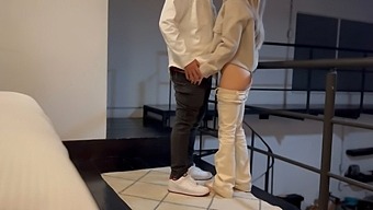 Amateur Foot Fetish Sex With My Neighbor'S Wife After A Quick Romp