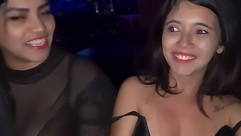 Petite Woman Engages In Bisexual Activities At A Swinger'S Club
